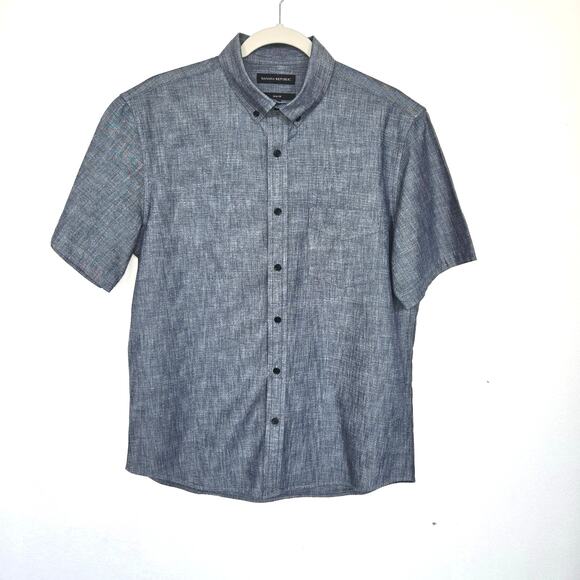 Banana Republic Men’s Button Up Cotton Shirt. Size medium. - Picture 1 of 5